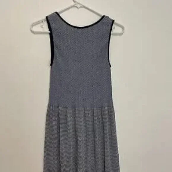 LARK + GREY NWT Knit Striped Scoop Neck Sundress L/XL Smocked Fit & Flair - Picture 9 of 11